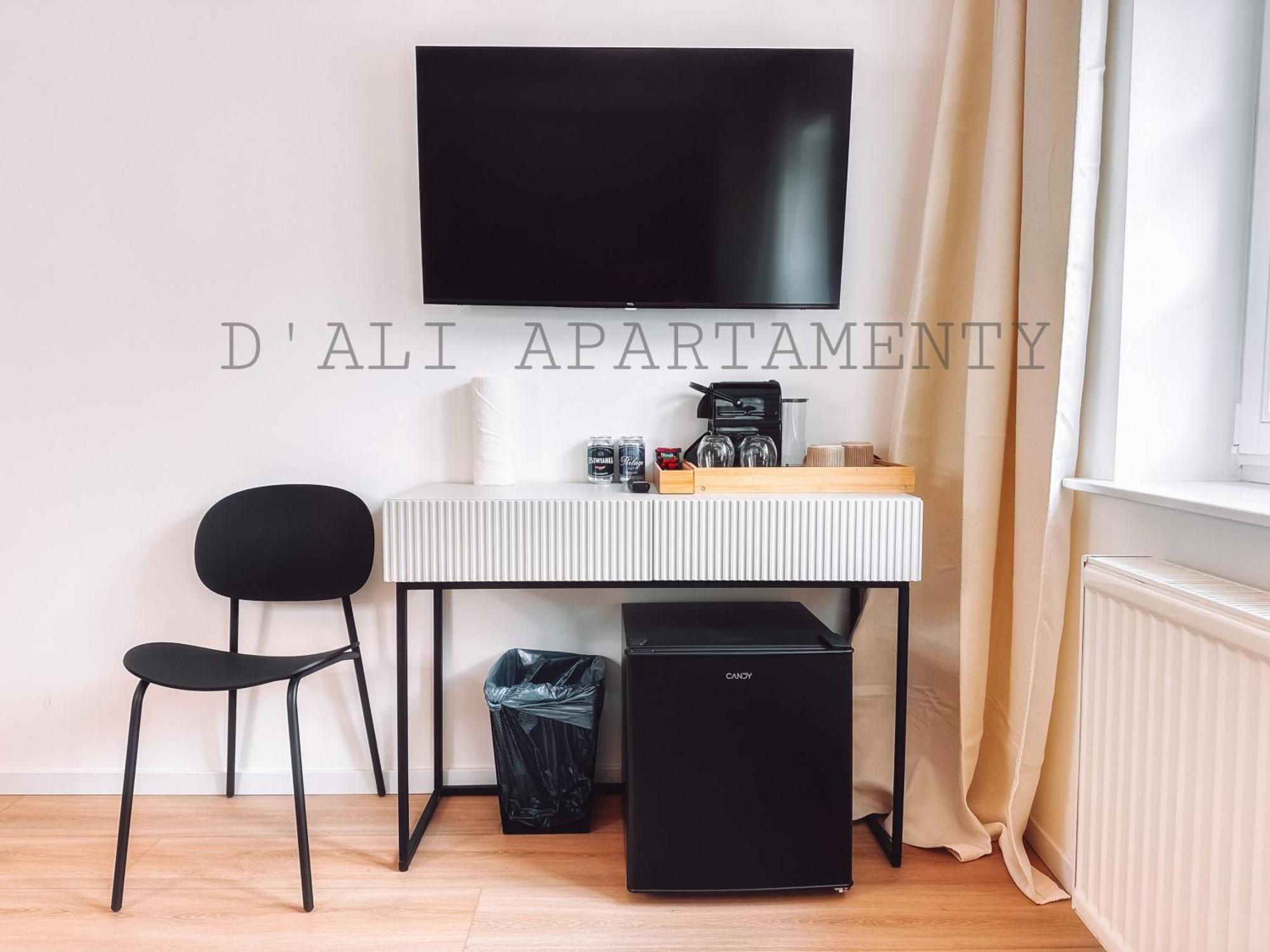 D'ali Mokra, 3 10 Poznan